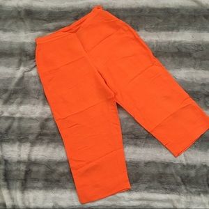 Linen orange capris size 6P